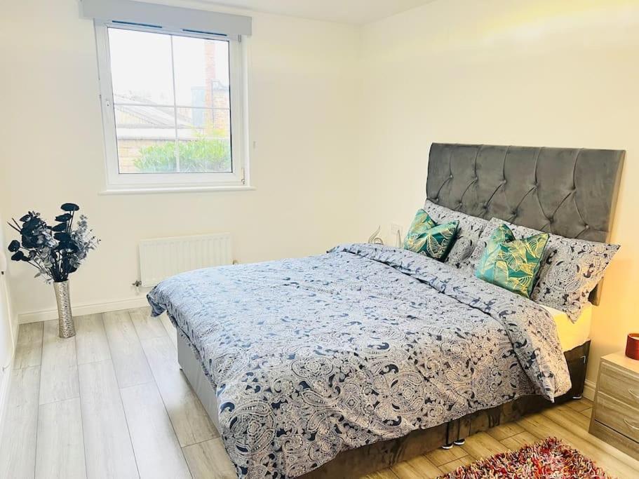 Superb 2 Bedroom Apartment With Free Parking Edinburgh Kültér fotó