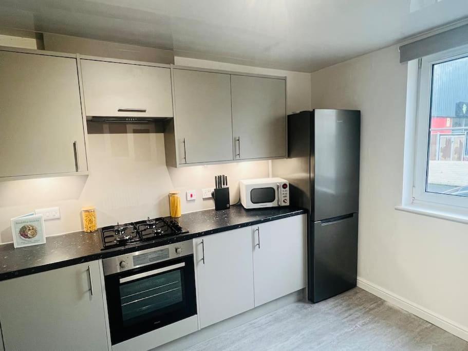 Superb 2 Bedroom Apartment With Free Parking Edinburgh Kültér fotó
